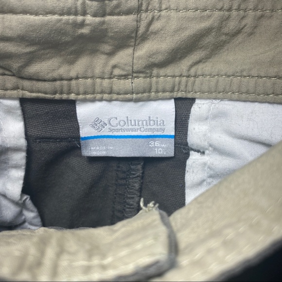 Men’s gray Columbia Cargo Shorts Size 36 - Picture 5 of 6